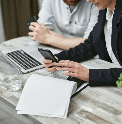 Flusso Montalux illustrazione del team di supporto